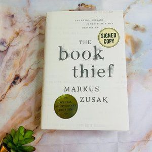 SIGNED The Book Thief by Markus Zusak